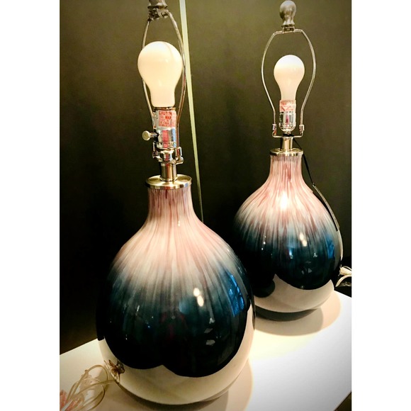 Tahari pair of Ceramic Table Lamps-Danish mod splatter - Picture 5 of 7